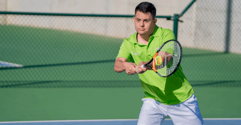 Tenis, un deporte que sabe adaptarse