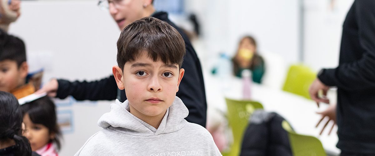 Formació i acompanyament a les famílies per a un ús responsable de l’entorn digital